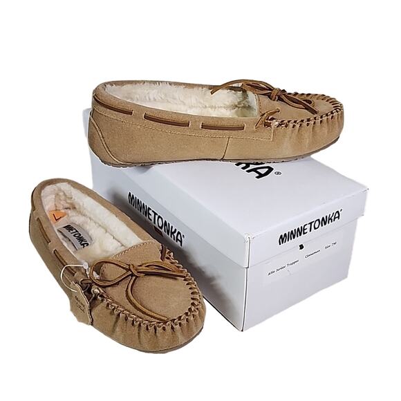 Minnetonka Allie Junior Trapper Slipper Mocs Womens Size 7 NEW - Picture 1 of 12